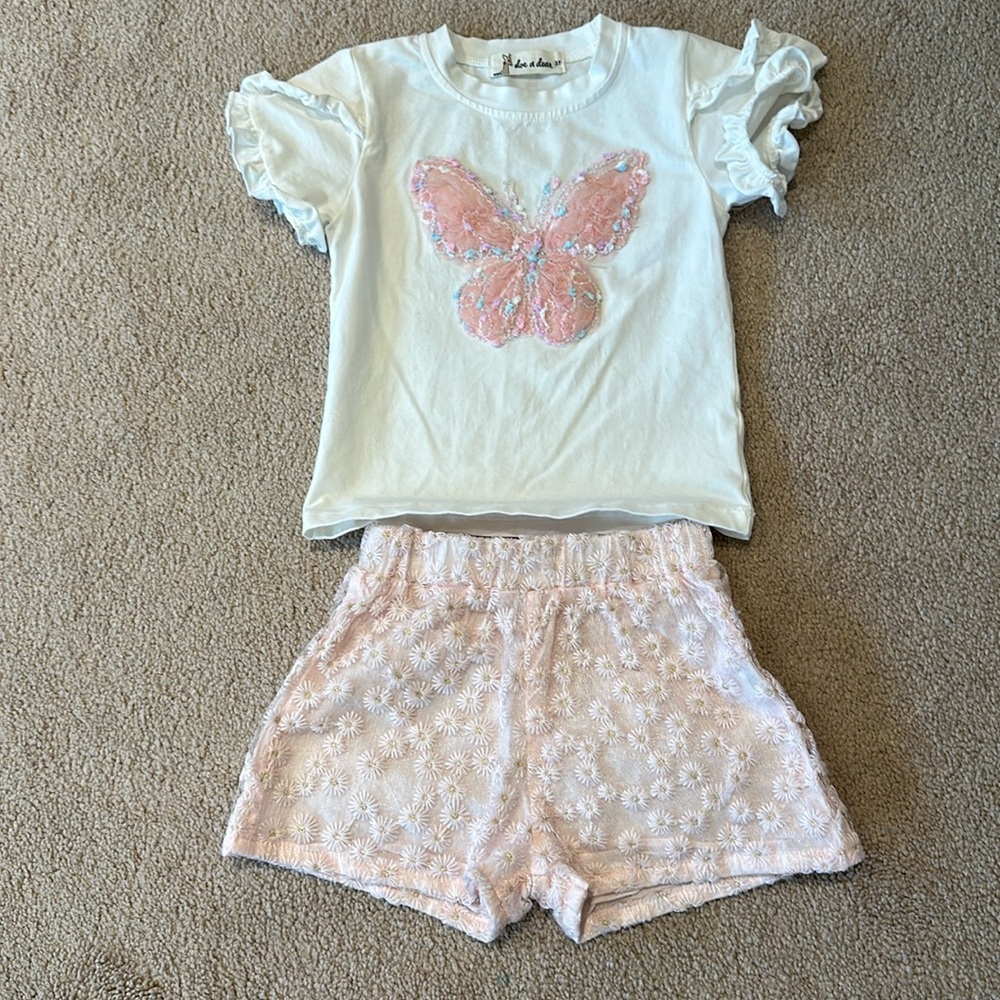 Doe a Dear pink butterfly flower set